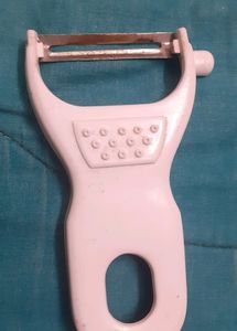 White Vegetable Peeler