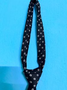 Classic Patterned Necktie