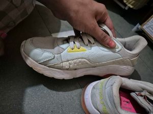 Lightweight Women's Sneakers