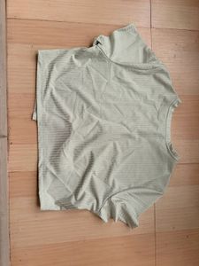 Ribbed Cropped Button-Up Top