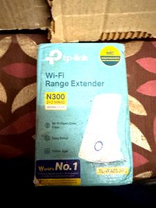TP-Link TL-WA850RE 300Mbps Range Extender Unused