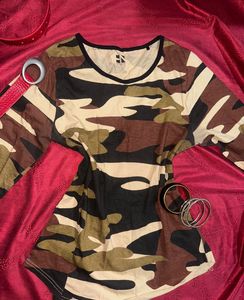 Y2K Camo Long Sleeve Top💿