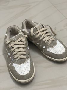 Mens sneakers