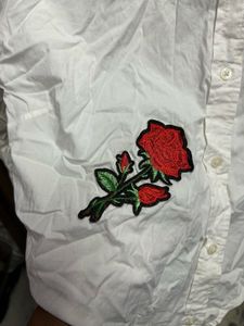 White Rose Patch Crop Shirt