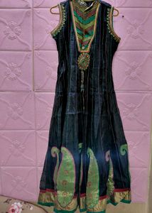 Elegant Black &amp; Gold Anarkali Kurta