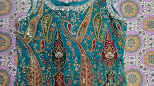Embroidered Teal Kurta Set with Palazzo(bust32-34)