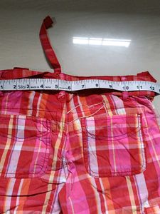 Chic Plaid Cargo Capris