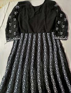 Elegant Black Embroidered Cotton Kurta