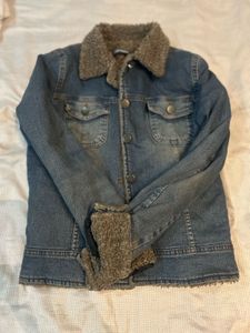 Classic Denim Jacket with Fur Collar