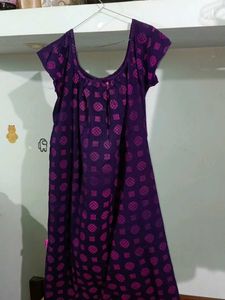 Comfortable Purple Printed Nightdress