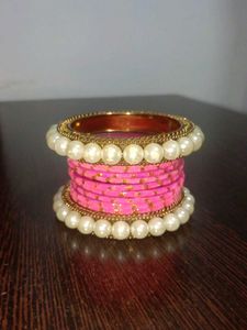 Pearl Bangle Set