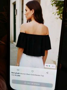 New chic Black Ruffle Top