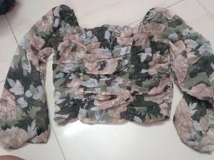 Floral Ruched Puff Sleeve Top