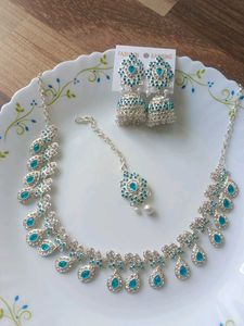 Elegant Teal Stone Necklace &amp; Earring Set