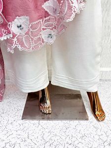 Elegant Pink Embroidered Kurti Set 💕