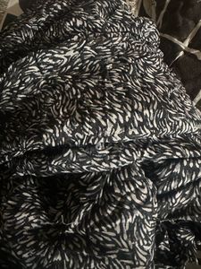 Smart and Vibrant Unisex Unstiched Fabric Style 2