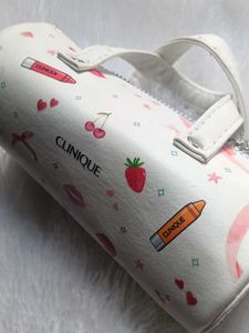 Clinique Cosmetic Pouch ♥️💕
