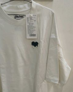 White Oversized T-Shirt with Heart Graphic
