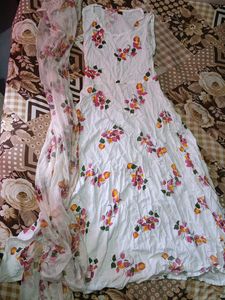 White Floral Kurta Set with light wash duppata