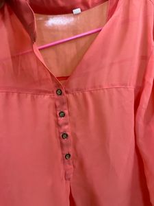 PRETTY CORAL PEACH TOP