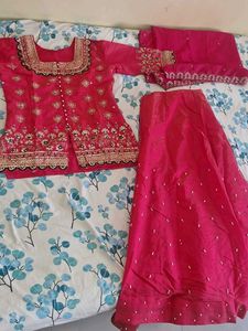Pink Heavy kurti skirt dupatta set
