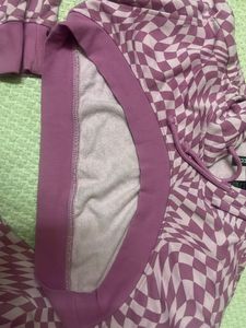 H&amp;M pink cropped hoodie🩷