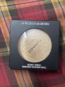 MAC Extra Dimension Skinfinish Highlighter