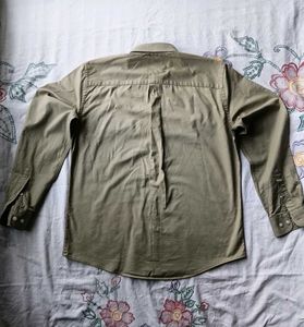Men's Classic Button-Down Shirt