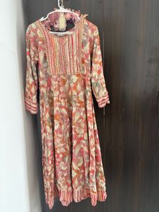 Floral Print Kurta with free pants