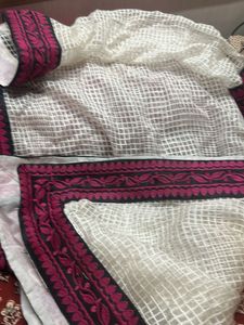 White cottonsilk with pink Border dupatta
