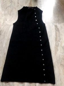 Black Warm Sleeveless Dress
