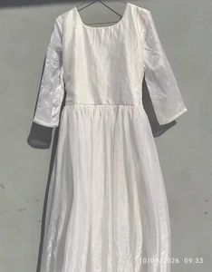 Elegant White Kurta with Embellishments