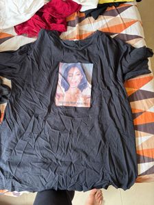 Black T-Shirt combo sale there