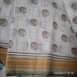 White &amp; Grey elegant saree