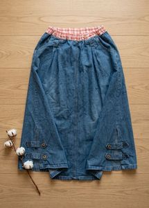 Stylish Blue Denim Skirt with Checkered Elastic Wa