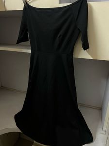 People Chic Black Off-Shoulder Dress - Size S