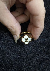 Louis Vuitton Clover Ring