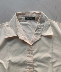 Elegant Women's Button-Down Shirt