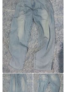 Light Wash Baggy Jeans
