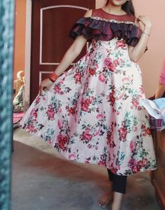 Beautiful Gown For Girls And Tenagers