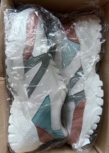 New Stylish Sneakers For Women
