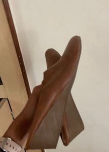 Stylish Brown Jutti heels