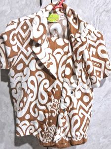 Unique Brown &amp; White Patterned Blouse