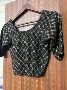 Black &amp; Gold Blouse 🖤