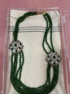 woman green stone elegant necklace set