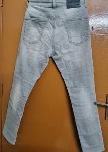 Aeropostale Light Wash Slim Fit Jeans