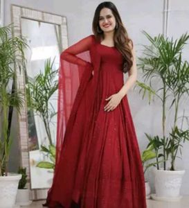 Elegant Red Ethnic backless Gown