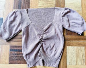 Chic Ruched Puff Sleeve Top