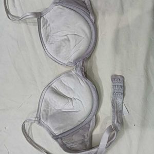 Stylish Grey 🪔 Diamond Pattern Bra