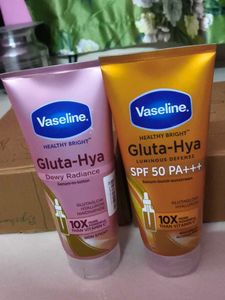 Vaseline Gluta-Hya Lotions (2 pcs)